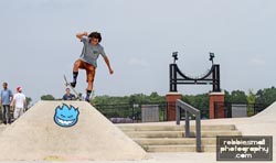 plus skate shop skateboard competition at farmington riley skate park